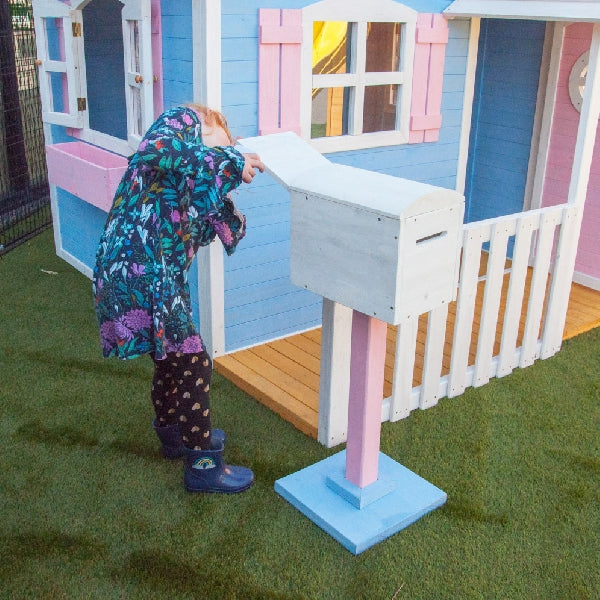 Benbo Kids nagy fa kerti játszóház verandával – 194 × 229 × 210 cm