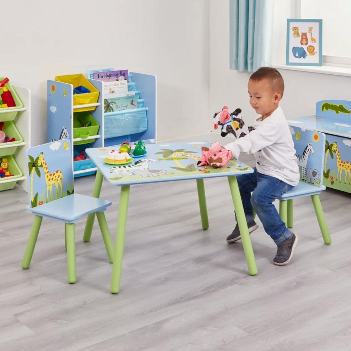 Benbo Kids SAVANNA gyermekasztal 2 székkel – zebra és zsiráf mintával