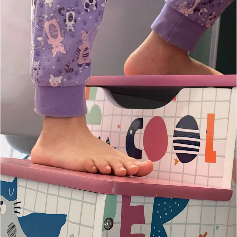 Benbo Kids SUPER GIRL kétlépcsős gyermek fellépő tárolóval és fogantyúval – rózsaszín